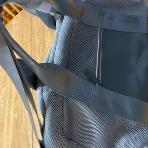 DSW duffle bag